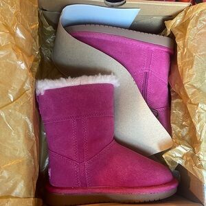 Koolaburra by Ugg pink new with box size 8